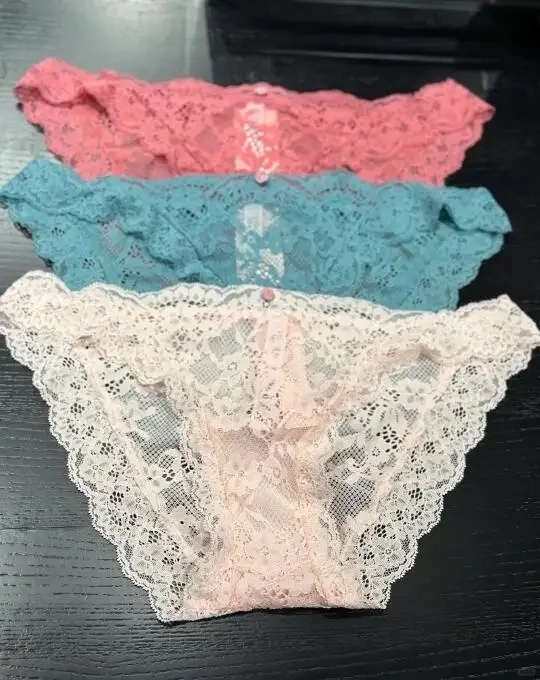 维多利亚的秘密蕾丝内裤