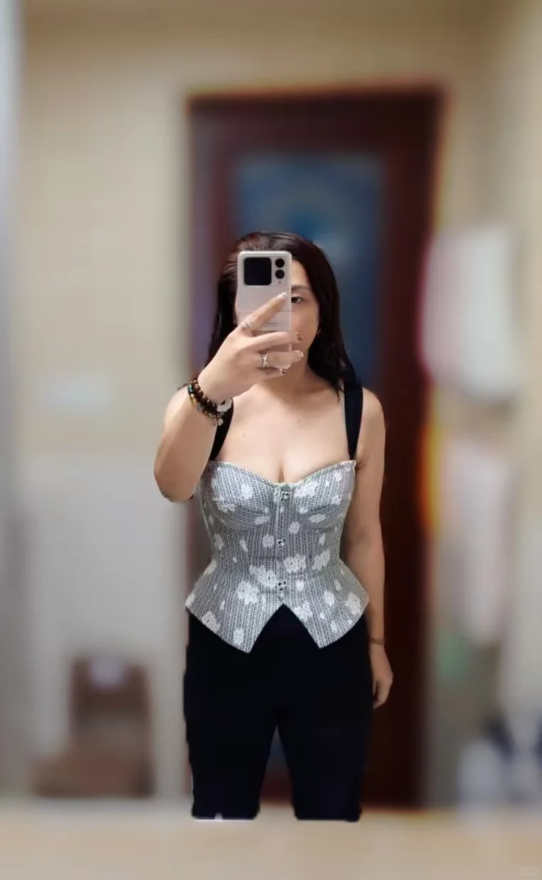 TOMORROWLAND大家都穿什么