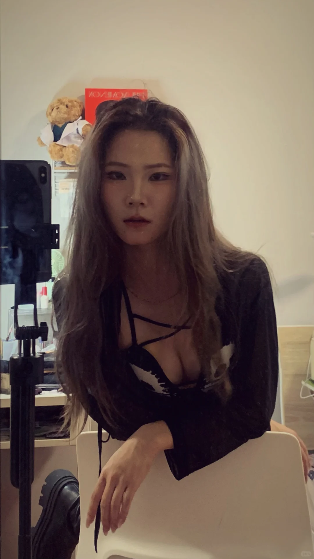 弟弟不白看，帮姐点赞！