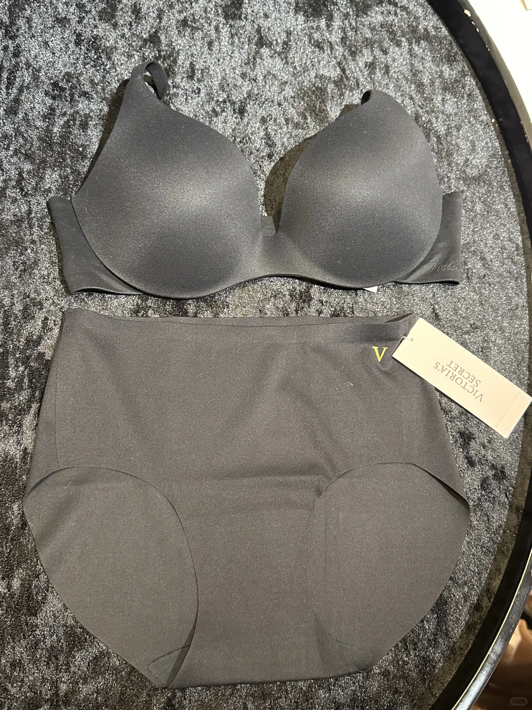 无痕到像没穿？维密也太会了！