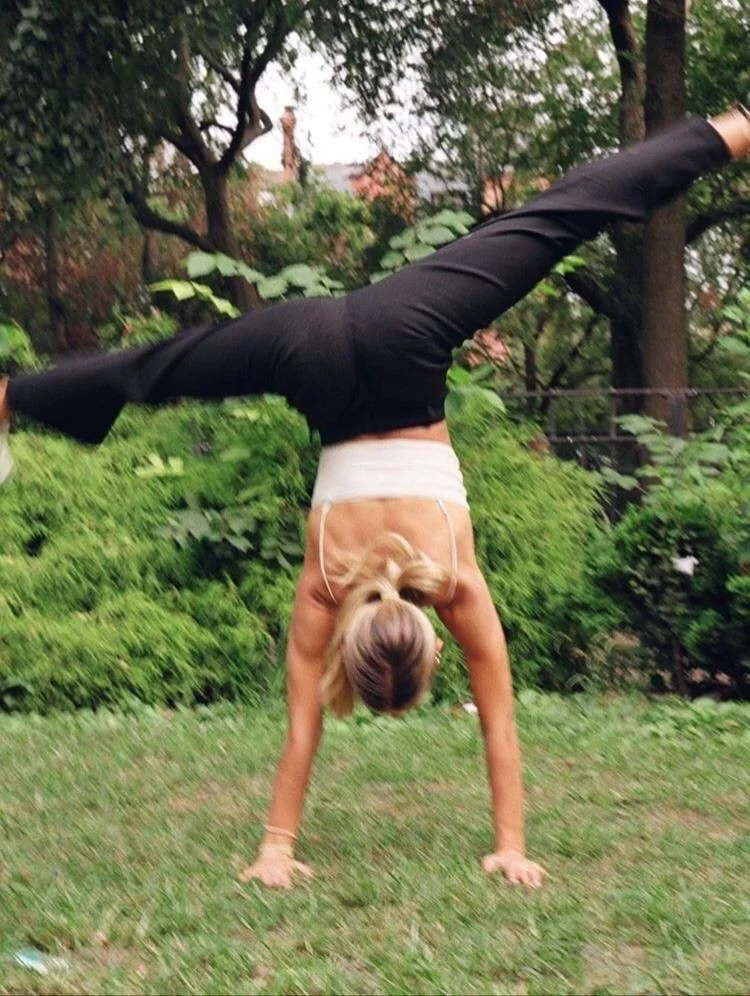 享受每个汗流浃背的时刻（瑜伽服创业版）