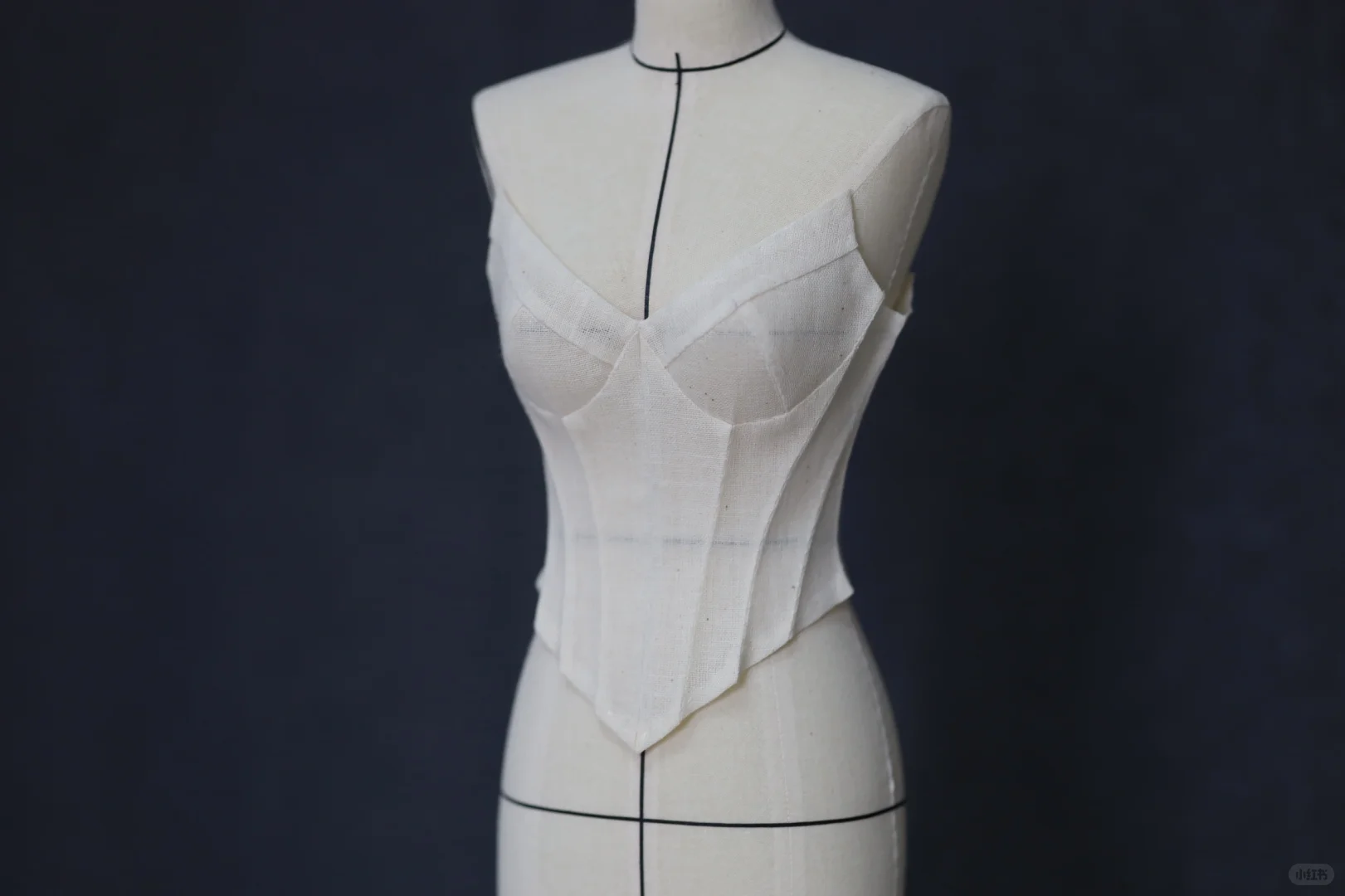 1/3迷你胸衣 立裁制作过程