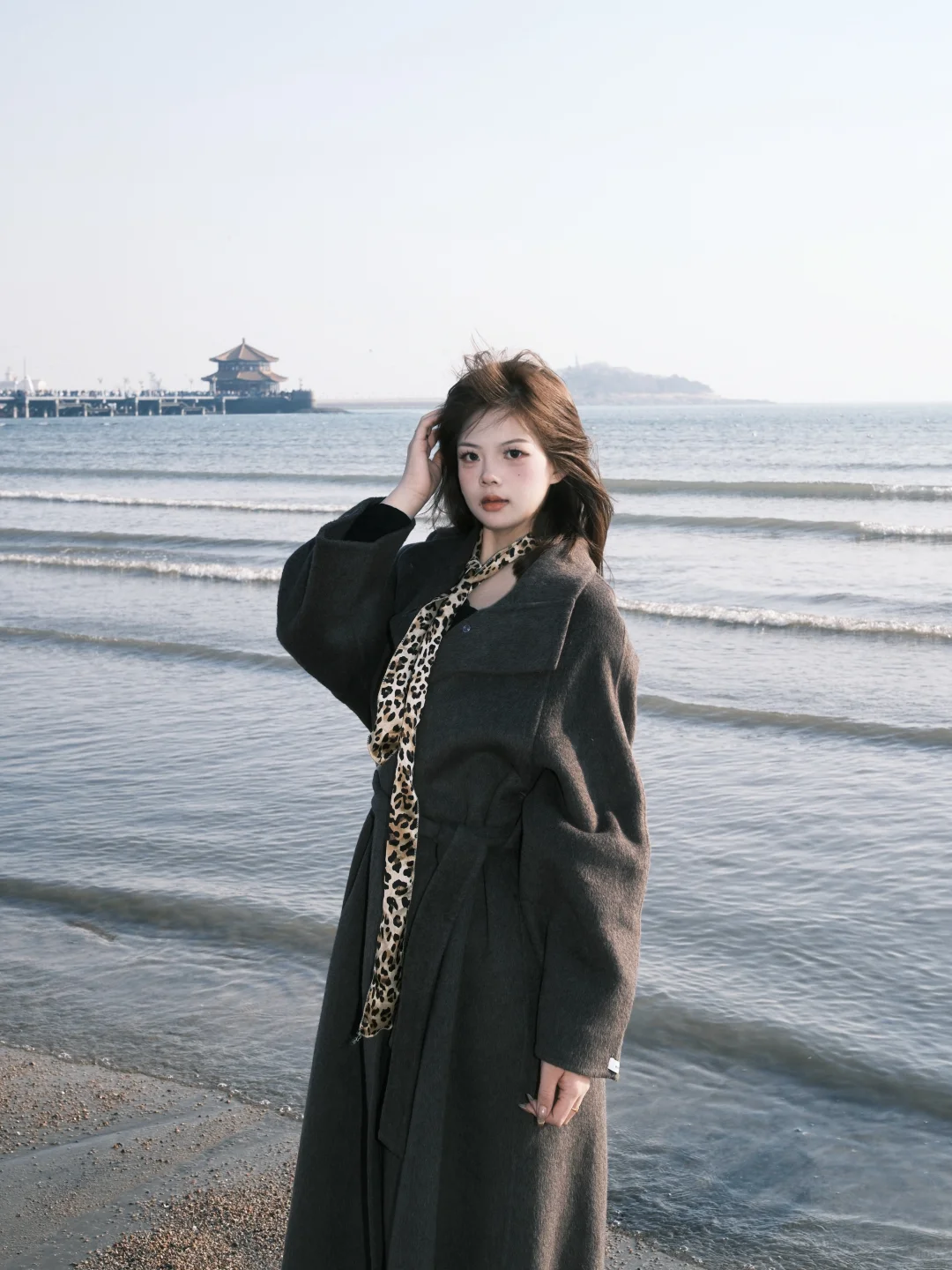 青岛栈桥拍照都来找这个小姐姐～超好看❗️