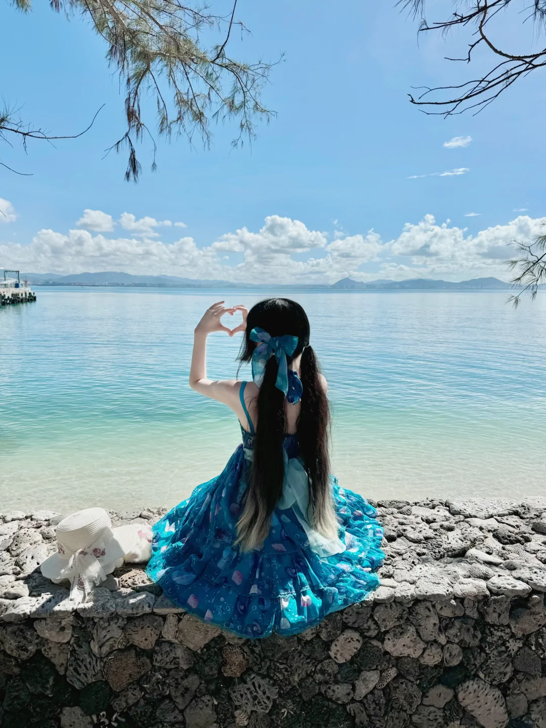 绿贝壳在海边度假这一块/.