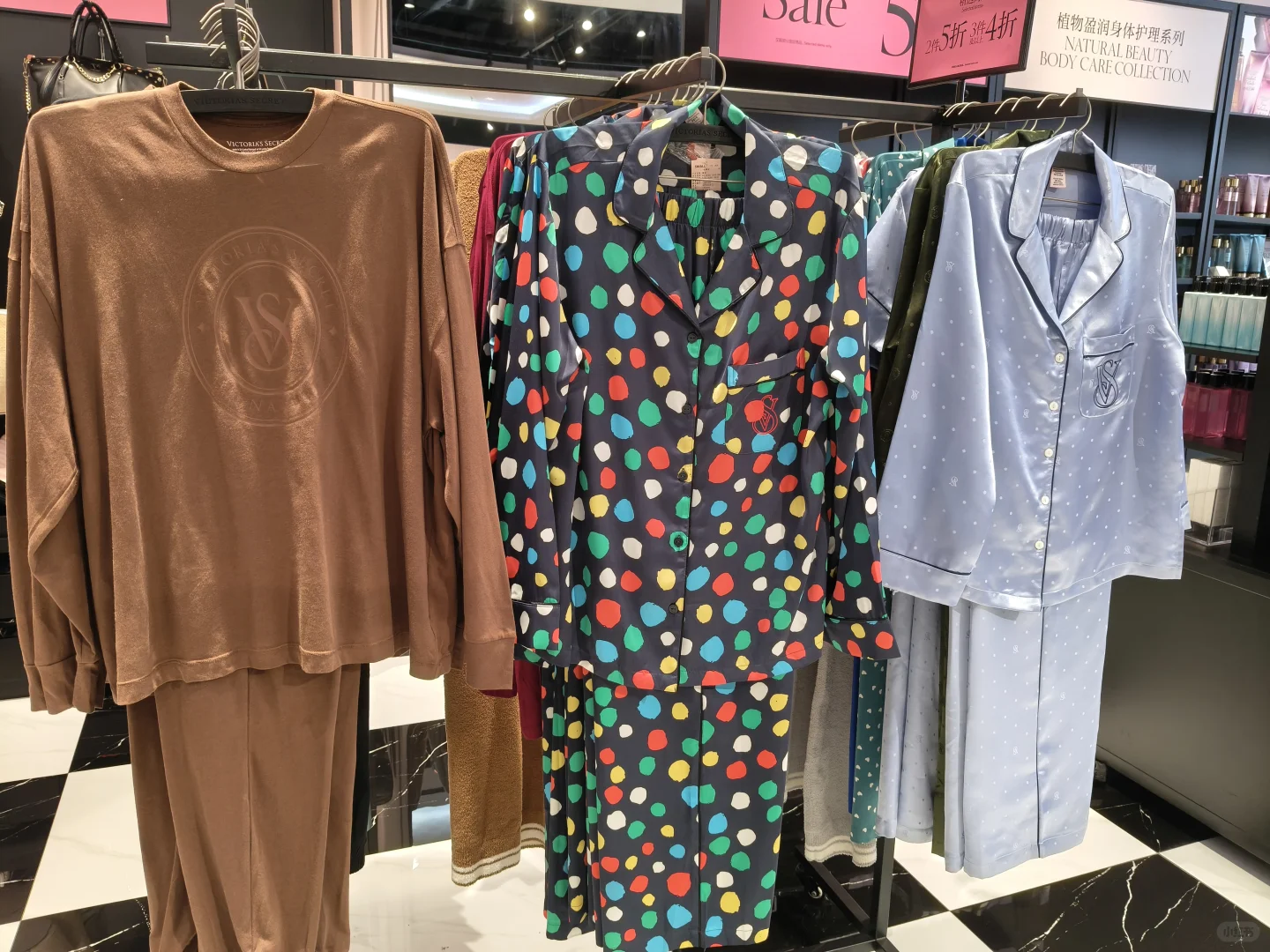 睡衣控的天堂！维密让你每晚都是公主梦