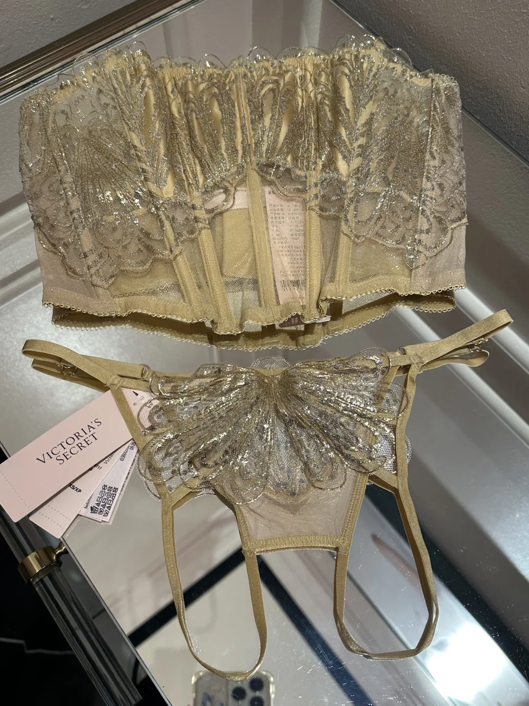 维密 初光之颂✨✨✨✨✨✨