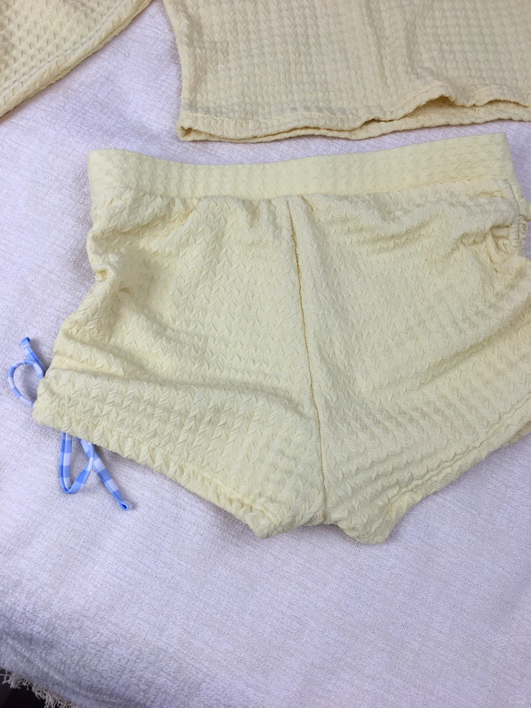 泡汤♨️这套比基尼分体泳衣👙超级漂亮好出片