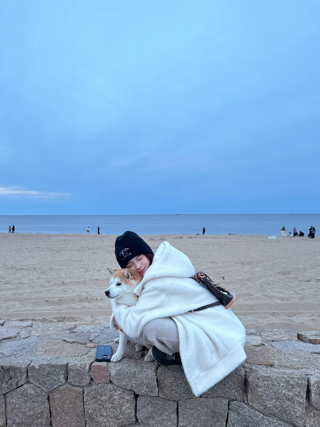 和小狗一起的阿那亚🦮