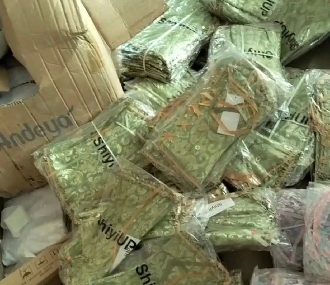 墙裂推 美丽束腰