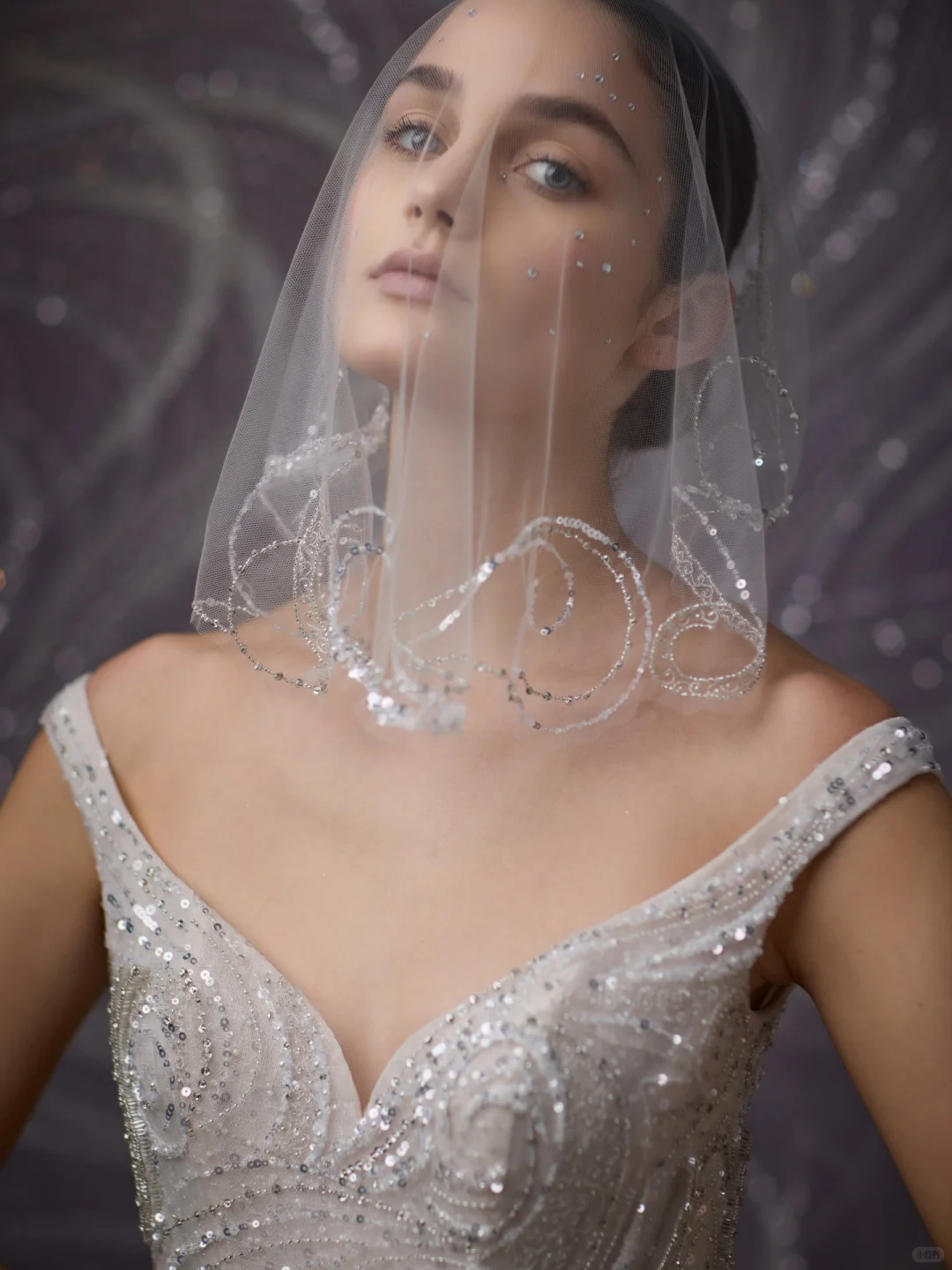 Ines di Santo联手《Wicked》推出礼服系列🪄