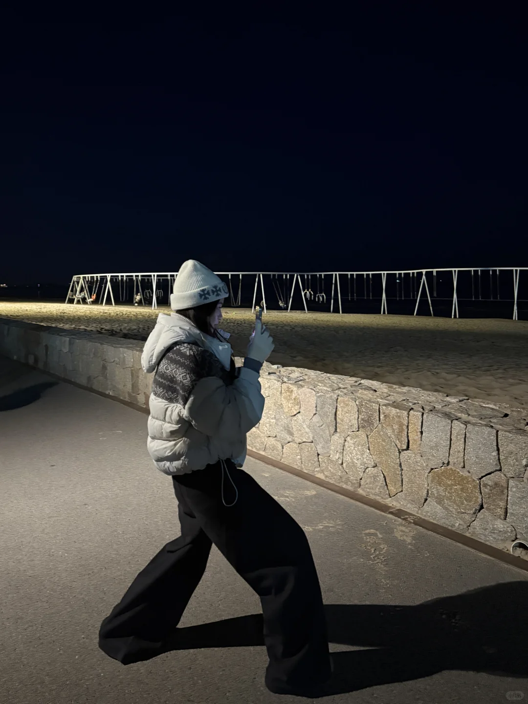 偏爱 夜晚的阿那亚海边 那就夜里看海吧