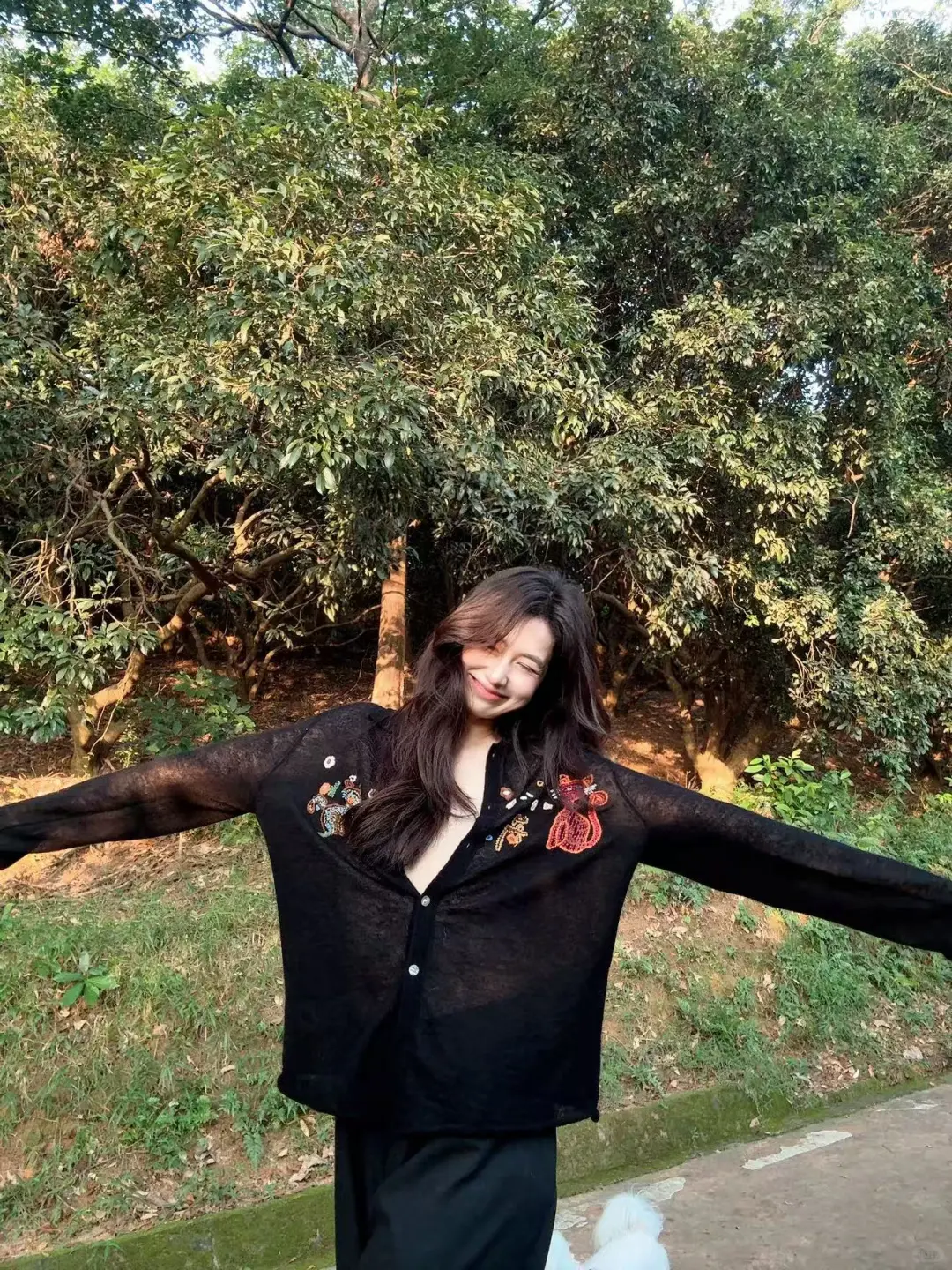 挖到宝了！这件马海毛刺绣开衫！~