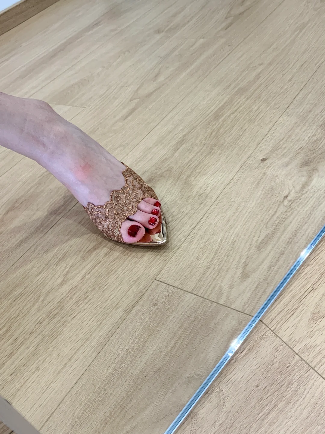 蕾丝高跟才是氛围天花板