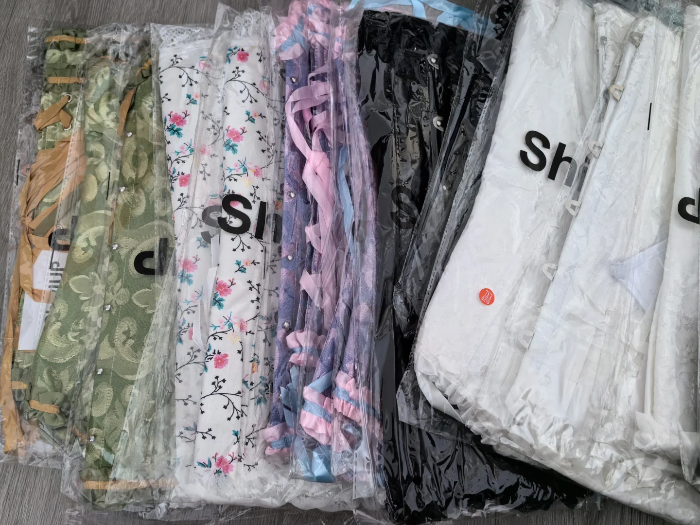 墙裂推 美丽束腰