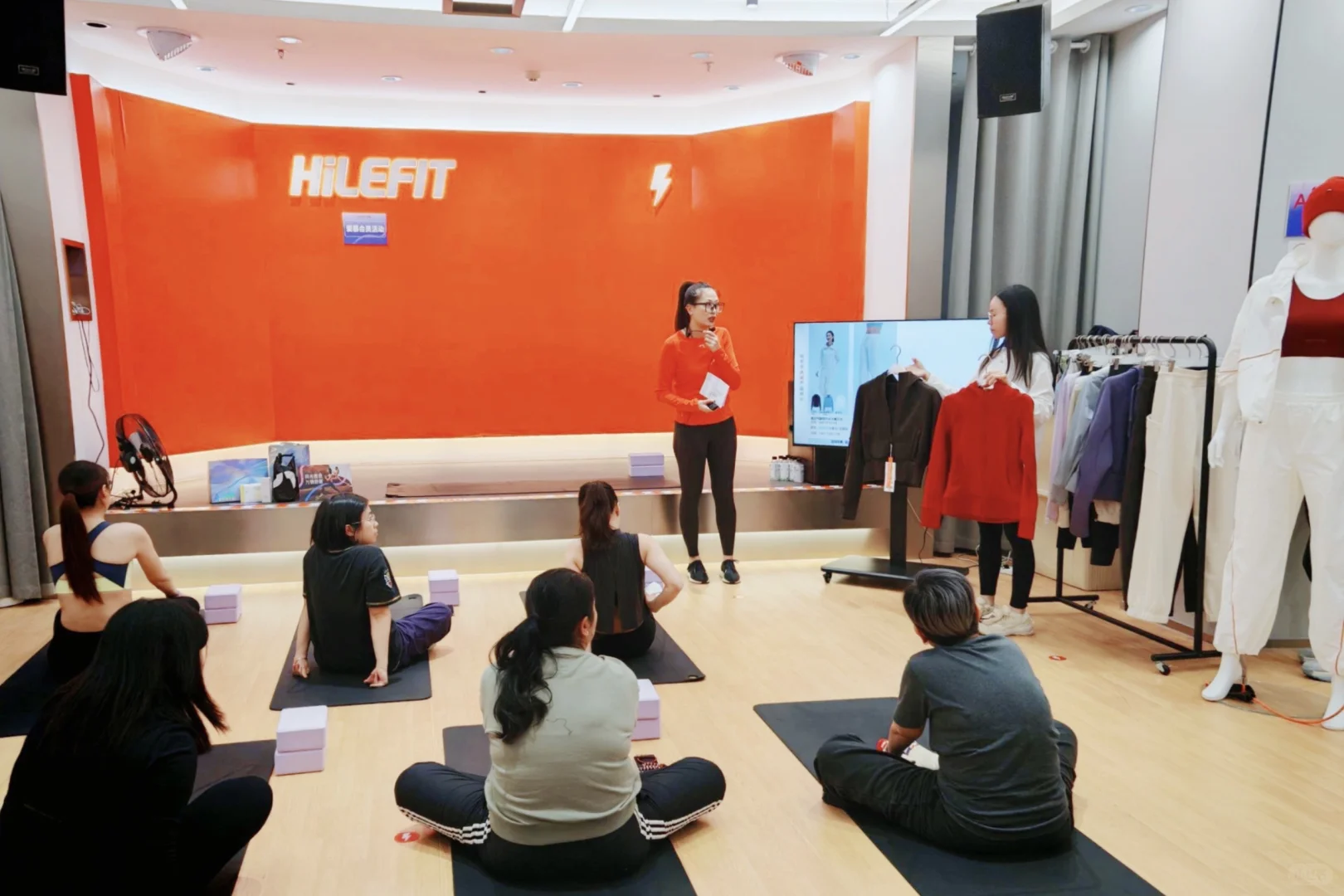 今天穿上了我人生瑜伽服！