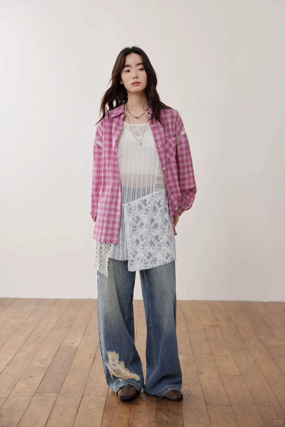 分享蕾丝吊带裙的10套穿搭