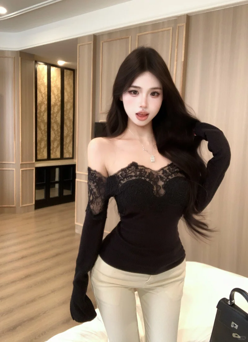 辣妹必备蕾丝上衣～～