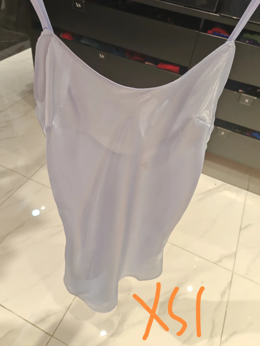 维密活动进行中，2件216🉐