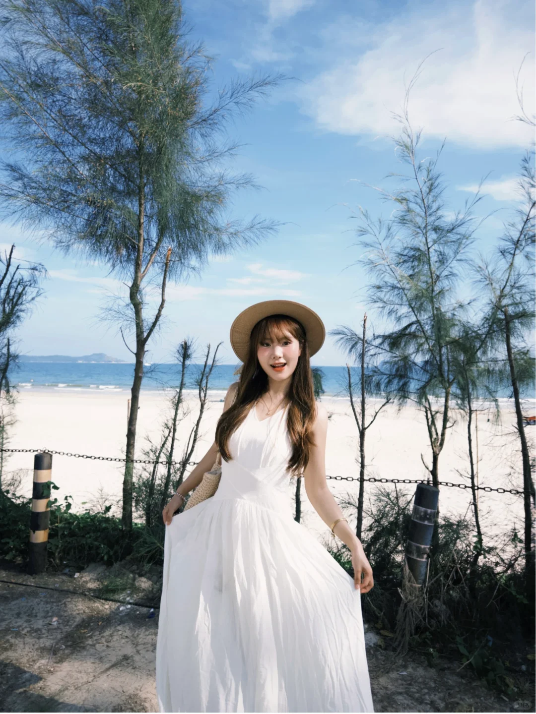 ˖°海岛日记𓇼白裙子和海边太搭啦⋆🐚🫧