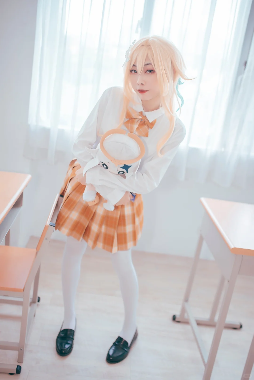 教室黄裙角色写真💛📚