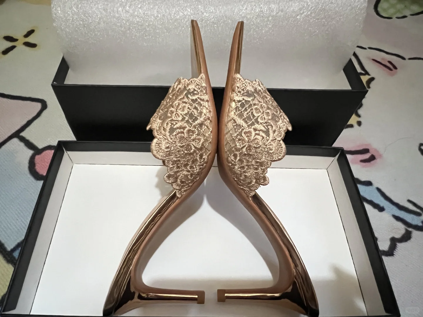 差价一倍的蕾丝高跟鞋🍑和巴巴