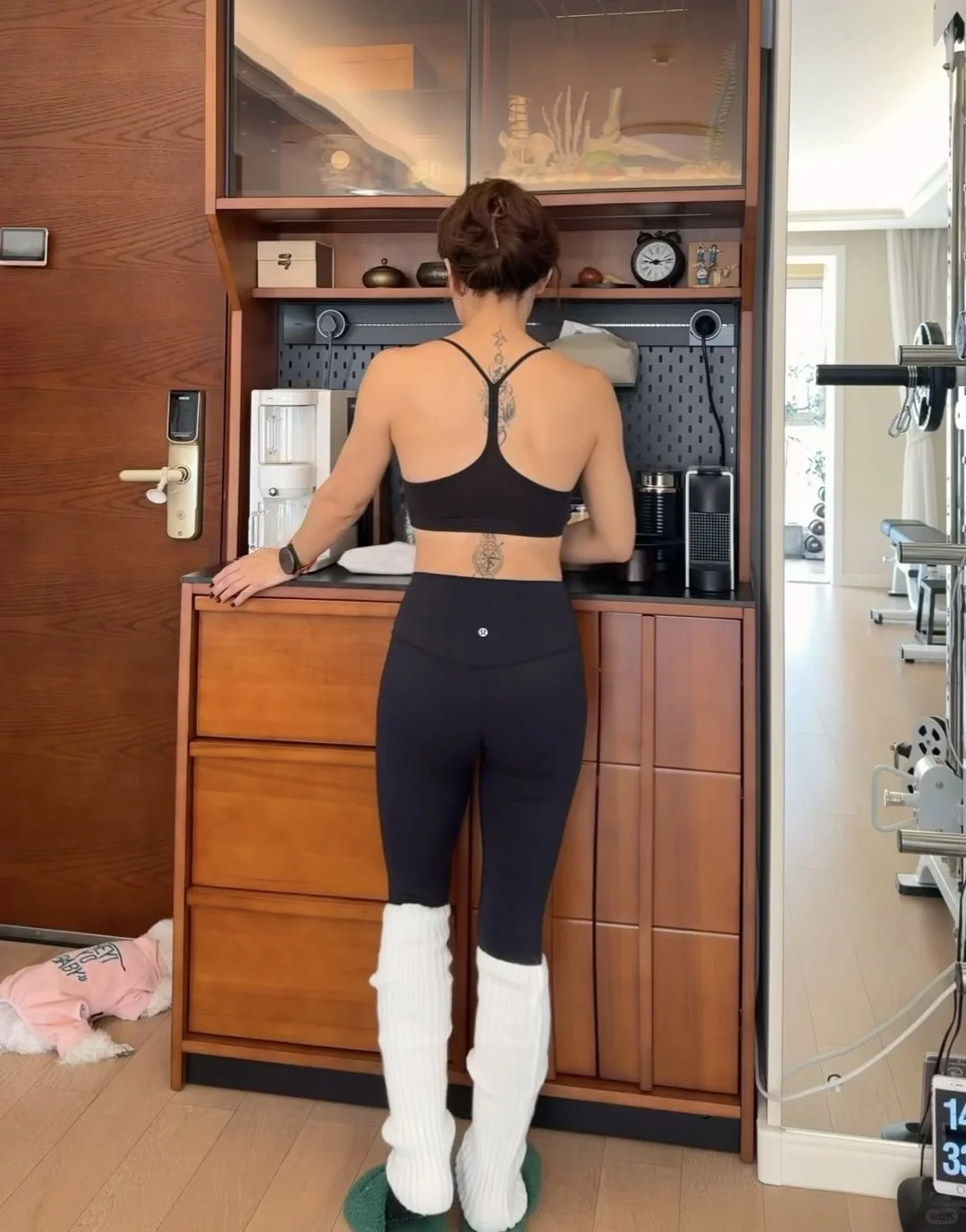 今儿个就穿瑜伽裤去健身了🧘‍♀️
