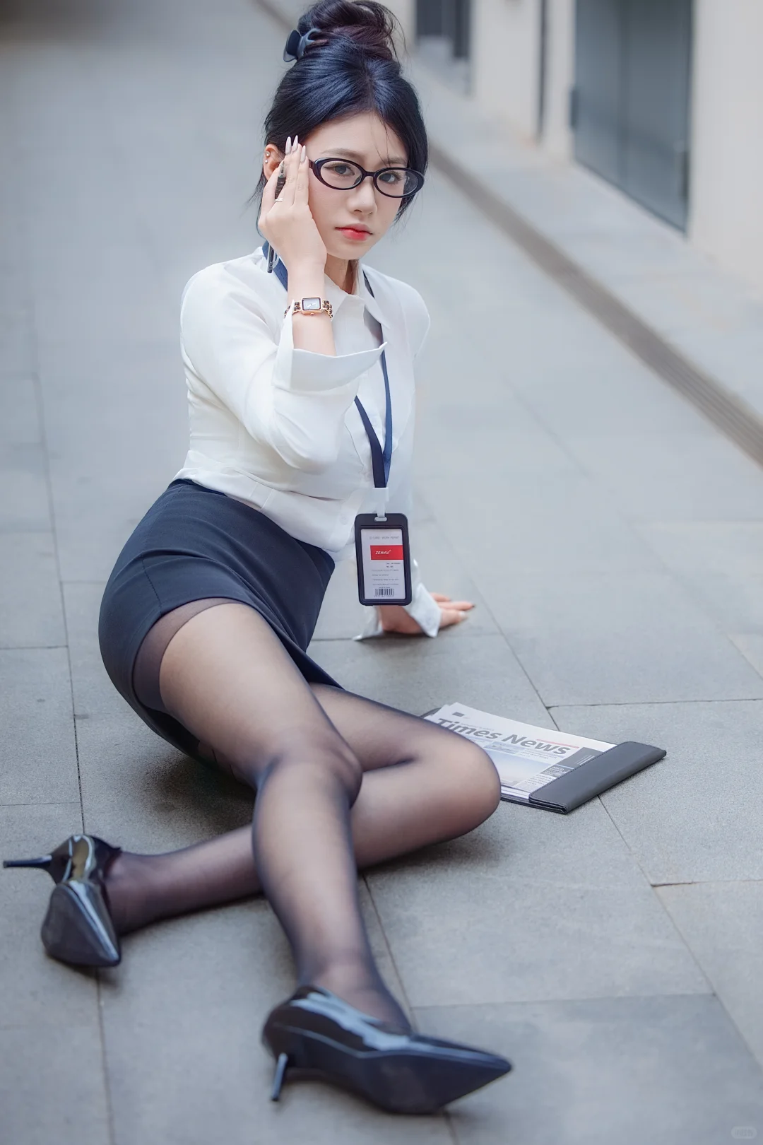 女领导让我给她拍照