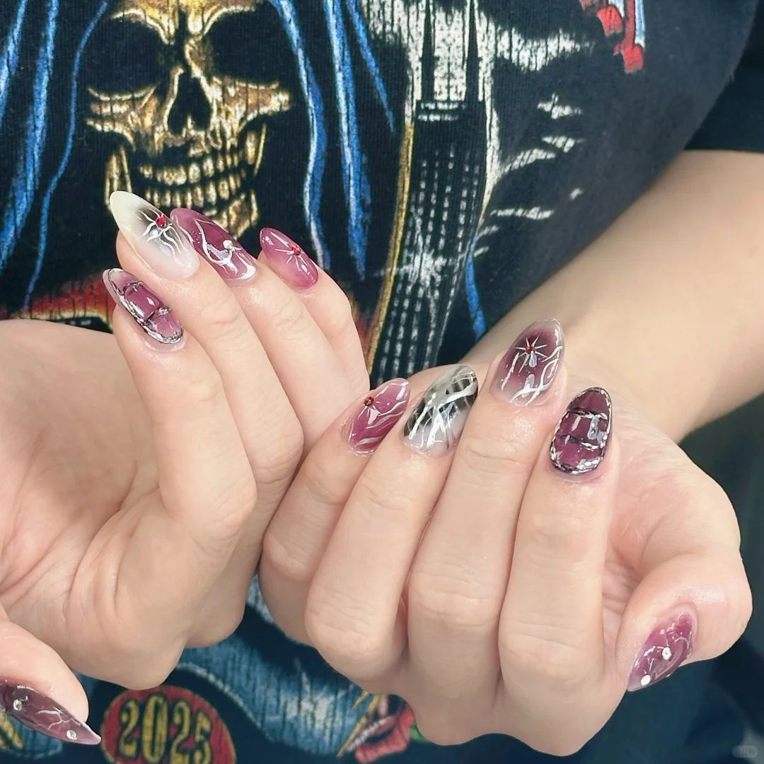 紫火琉璃年 辣妹 美甲