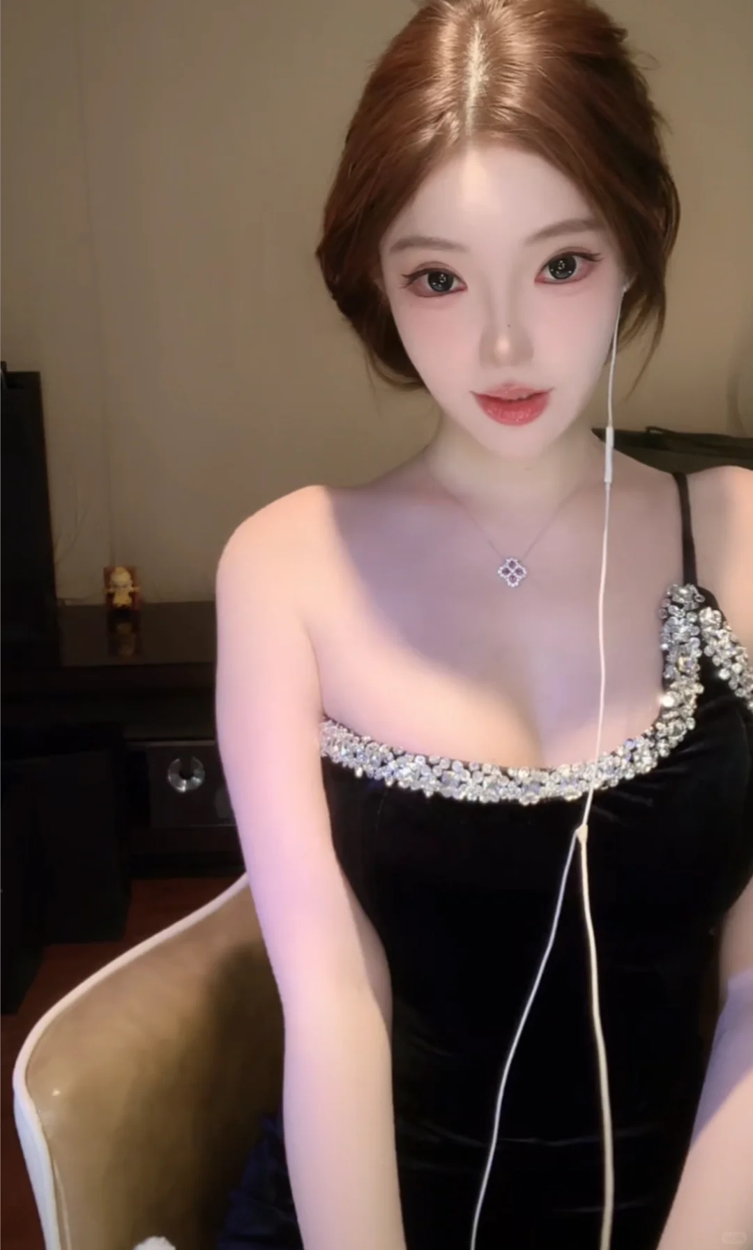 清纯大学生➕纯欲的结合直播，竟然。 。 。 。 。