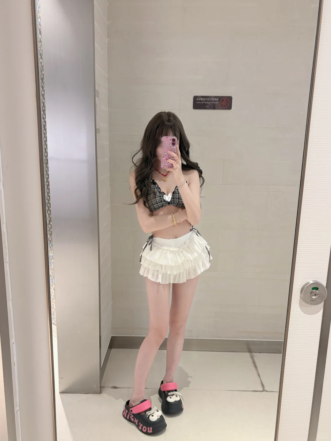 左滑上身！帮我穿上纯欲小泳装