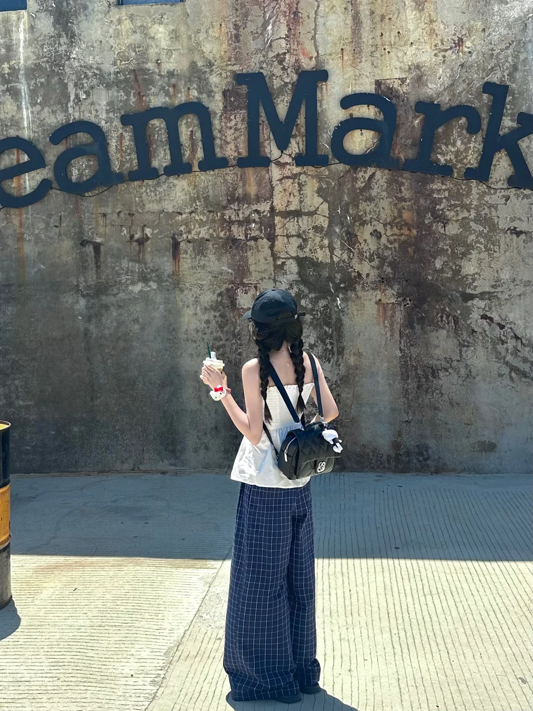 介于jennie和rose之间