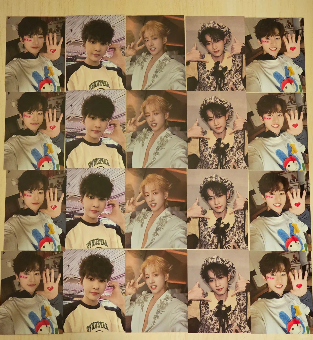 卓沅生日写真集小卡互换