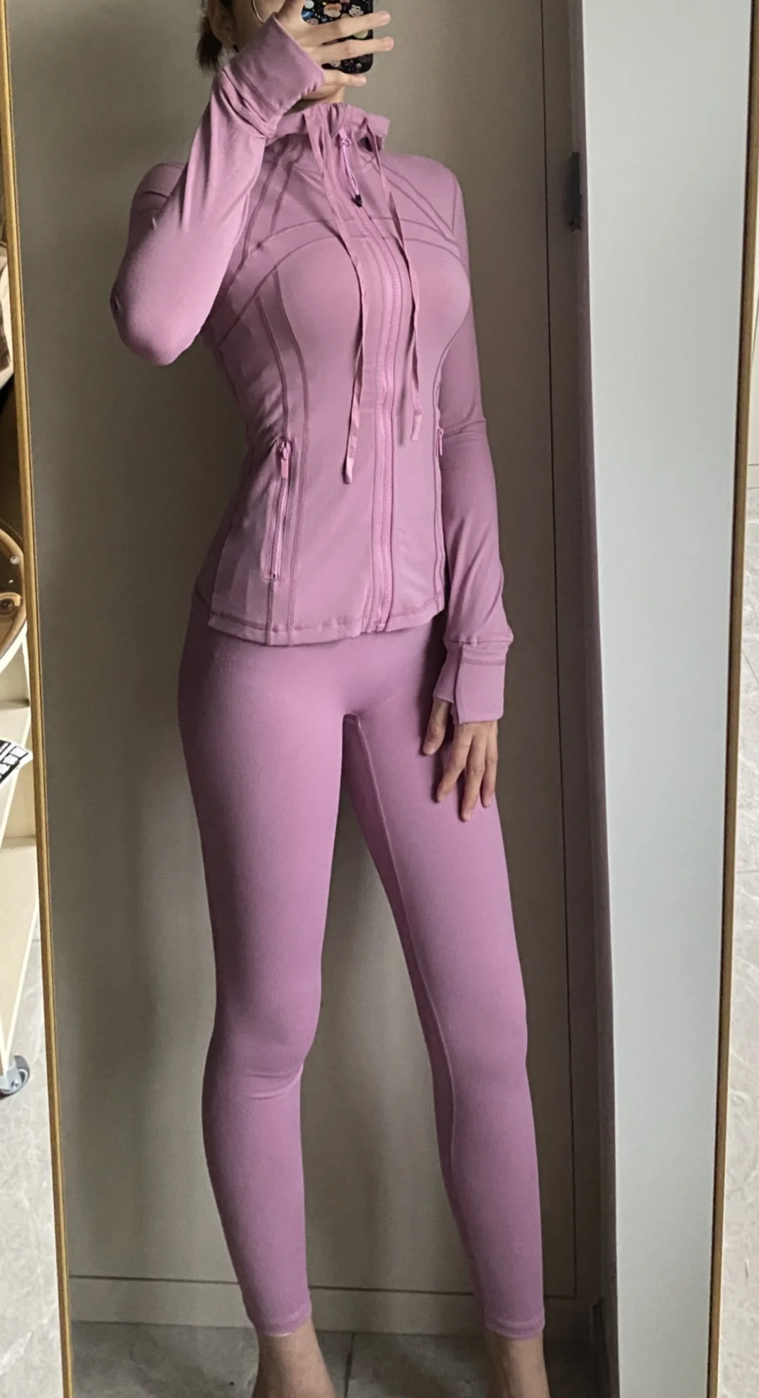 粉紫色瑜伽服，太好看了吧～