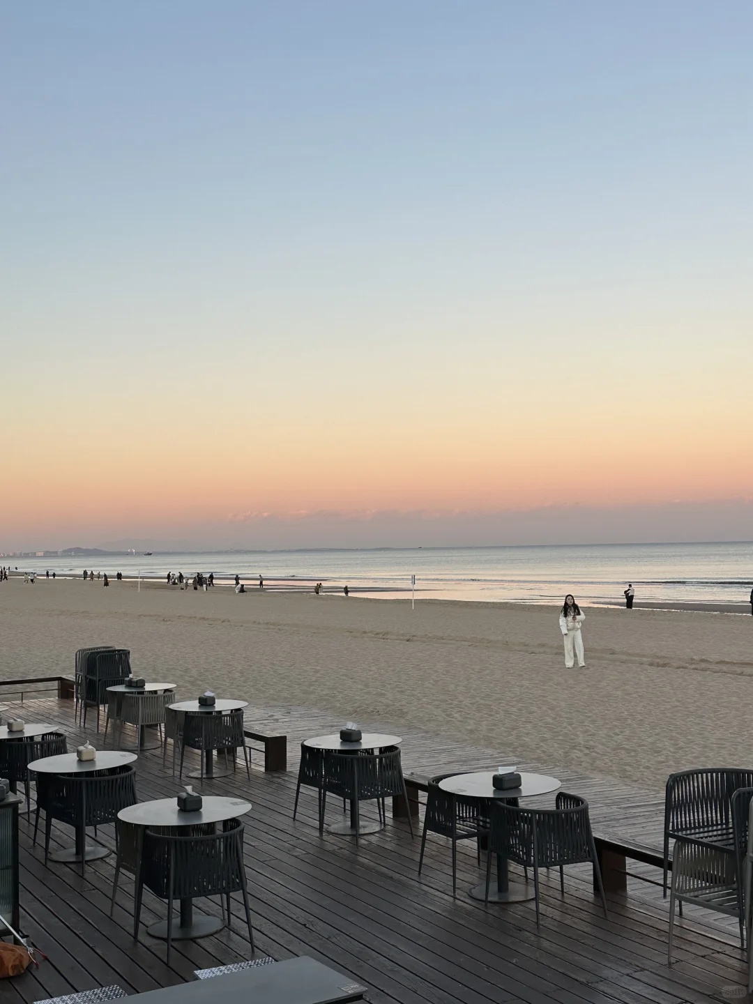 170 125斤微胖穿搭｜冬天的海边咖啡☕️