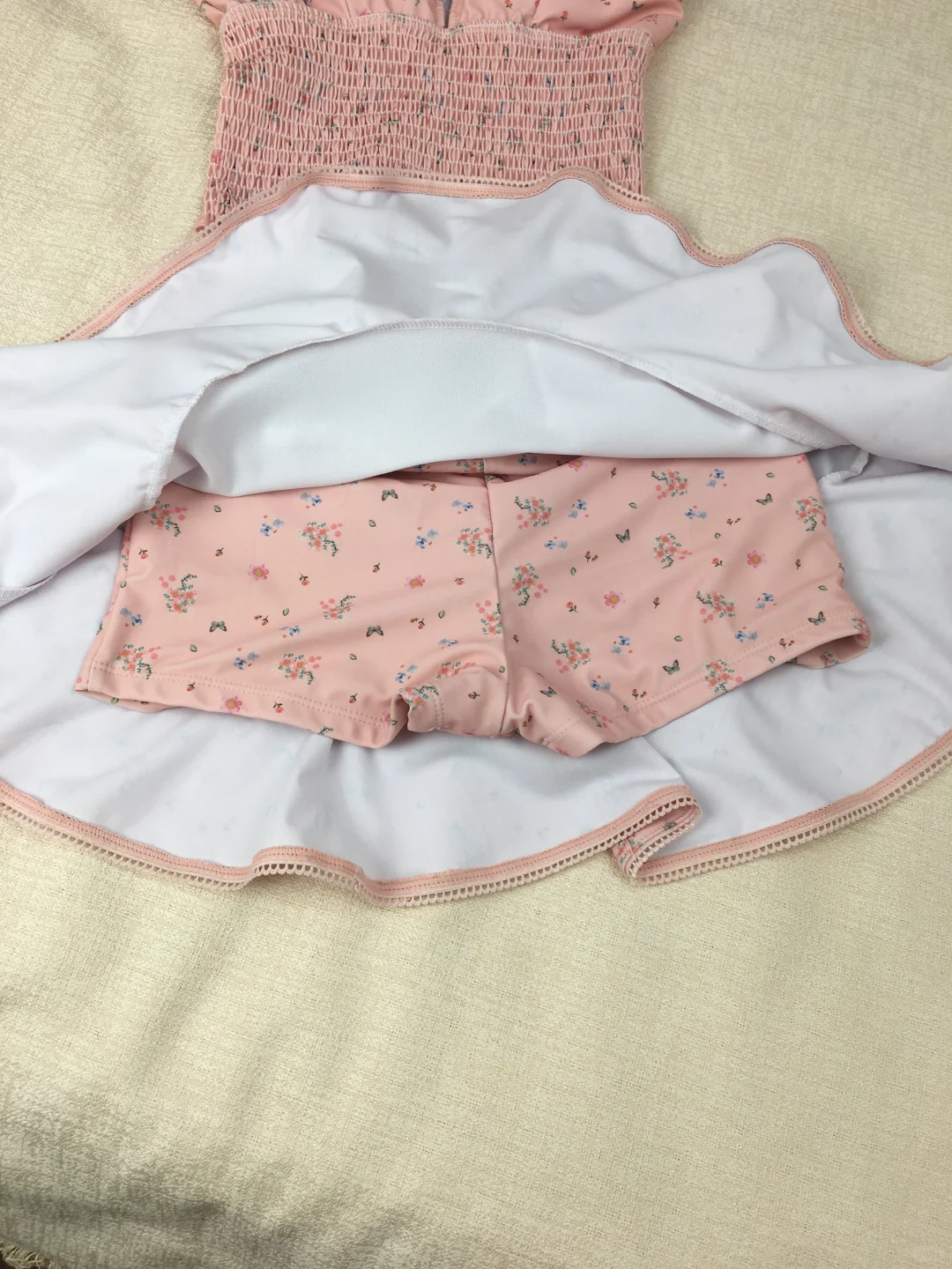 甜妹私汤OOTD♨️这套分体泳衣美到没有上限🌸