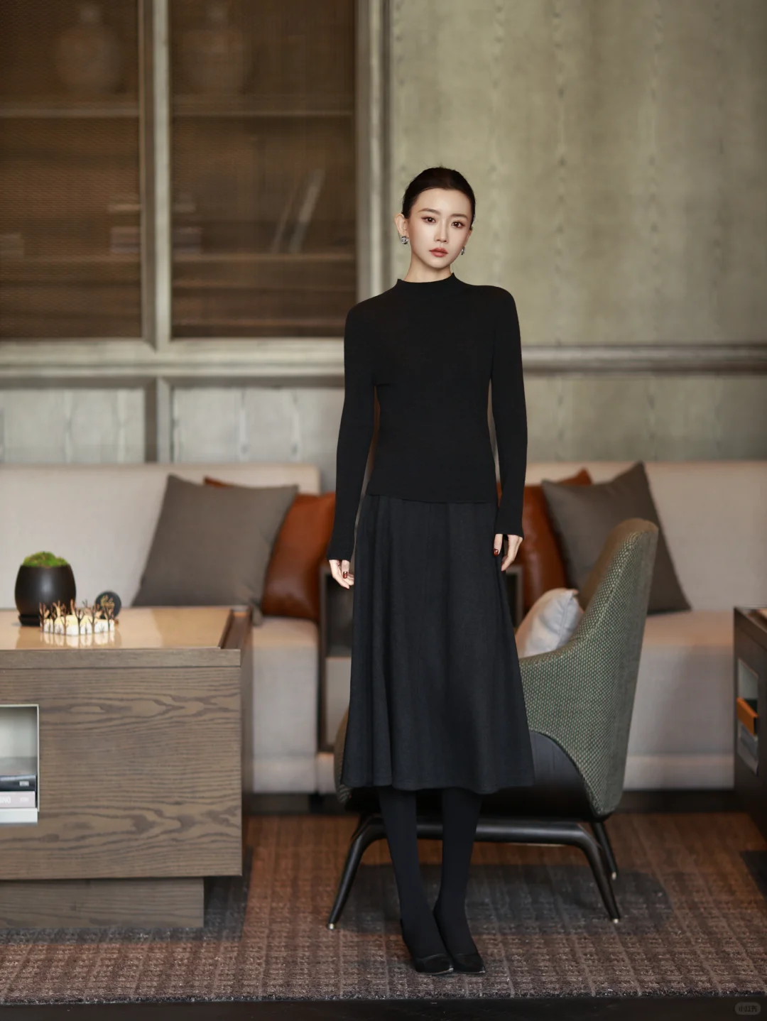 “温柔中带着酷飒的黑”