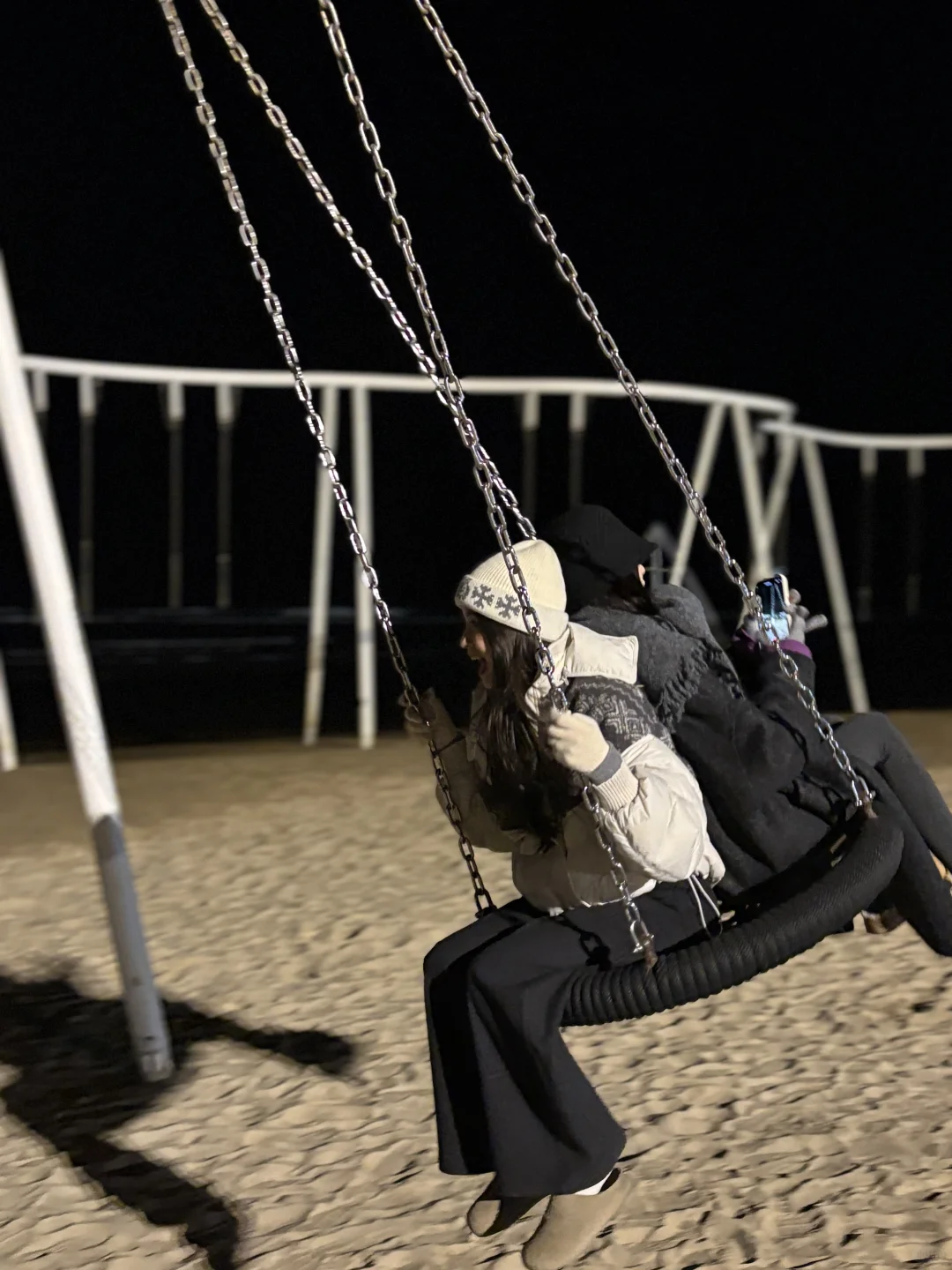 偏爱 夜晚的阿那亚海边 那就夜里看海吧