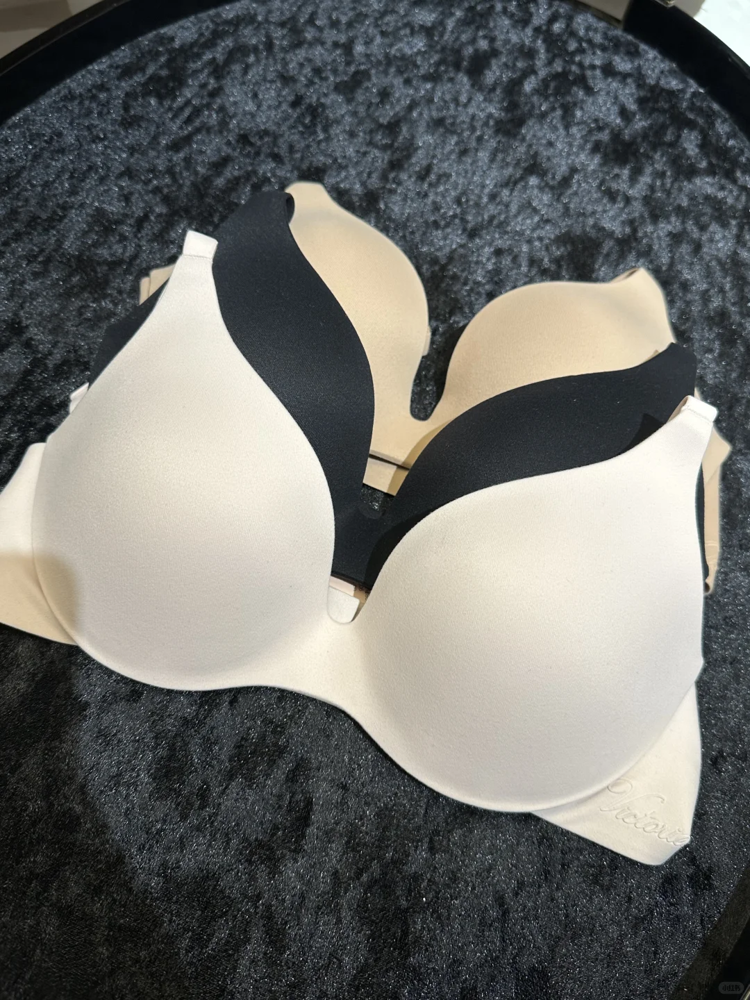 无痕到像没穿？维密也太会了！