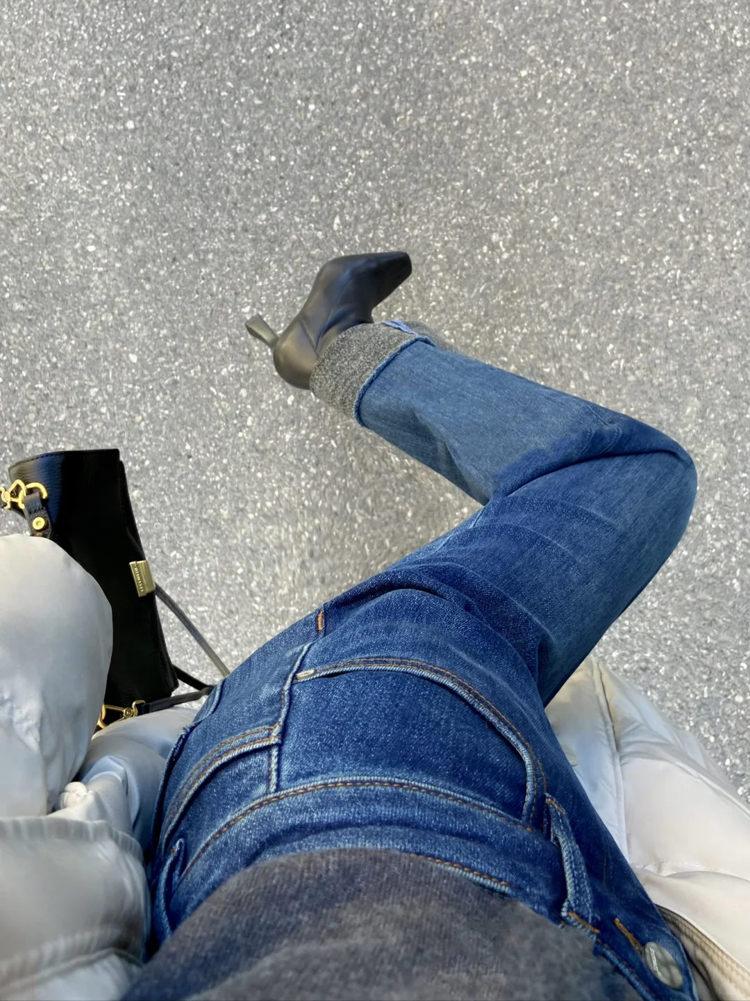 降温啦！不露腿保命羽绒服穿搭安排！