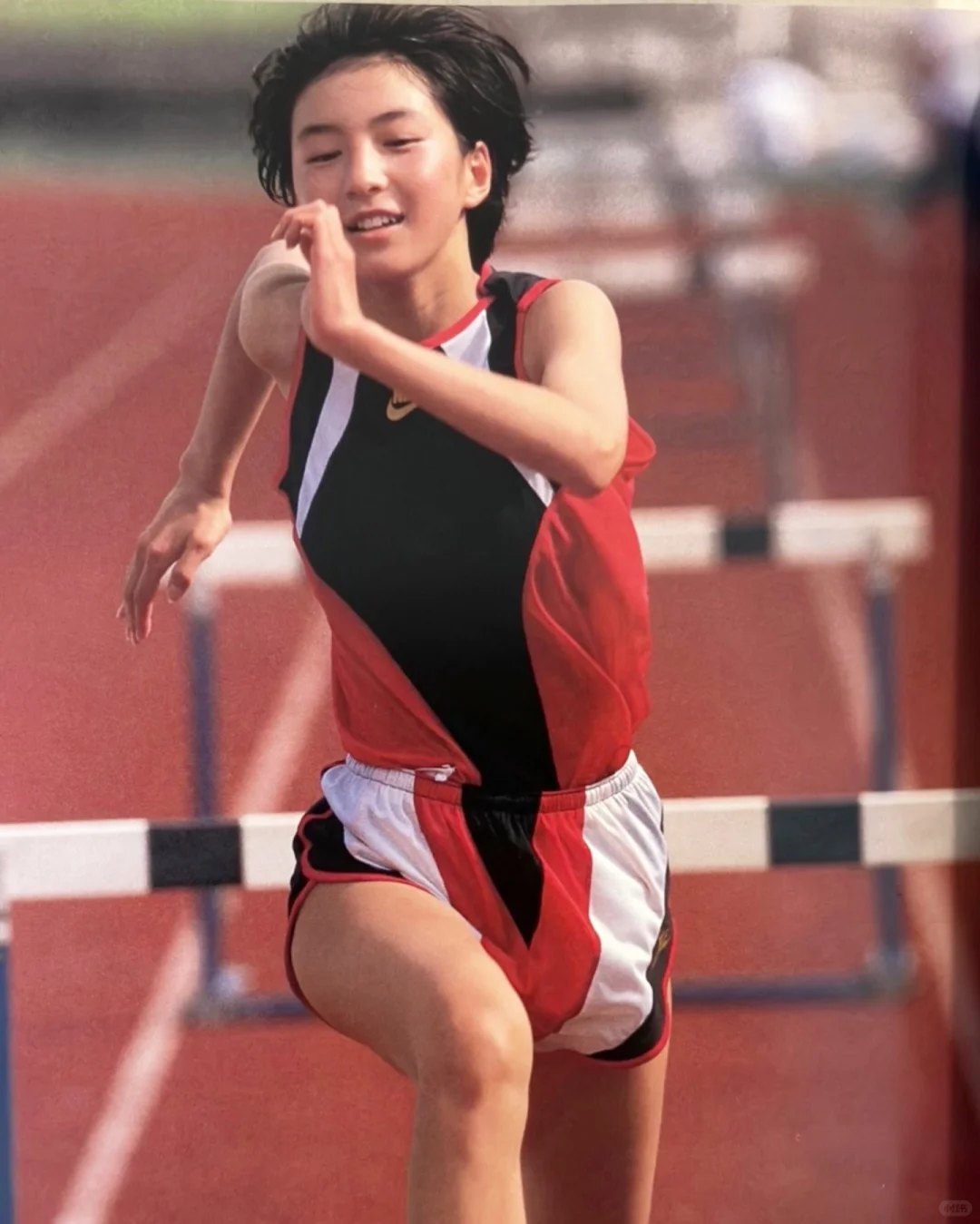 广末凉子第一部写真集 《H/R》（1996）