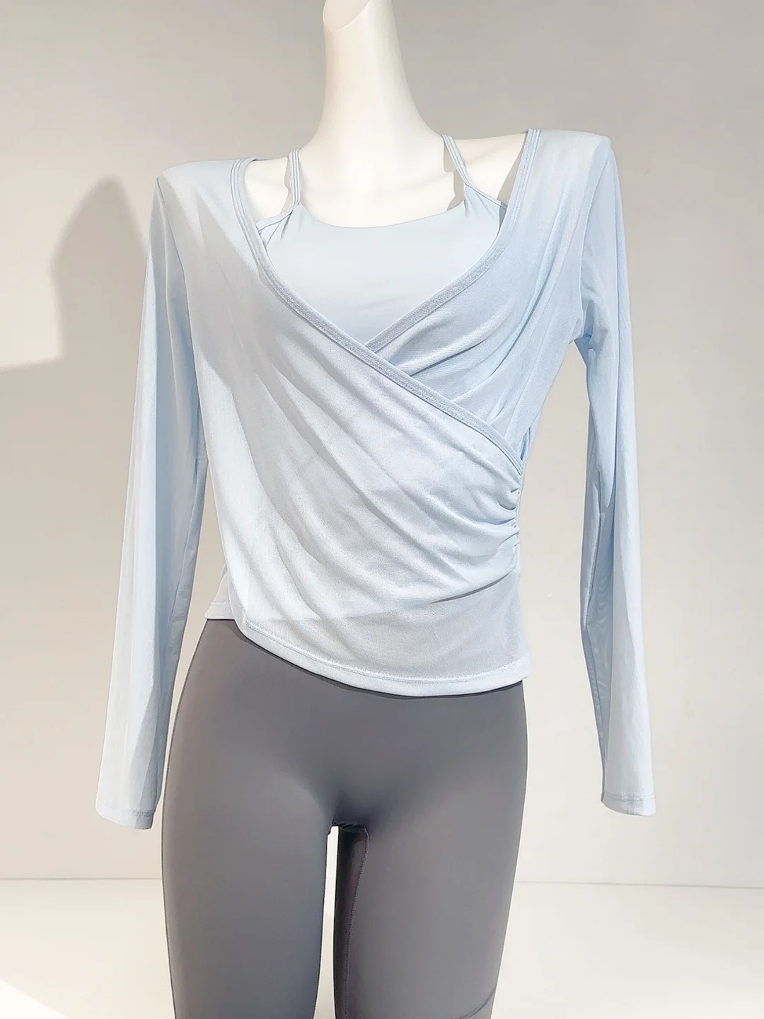 温润如玉的奶蓝色！🫧温柔纯欲风