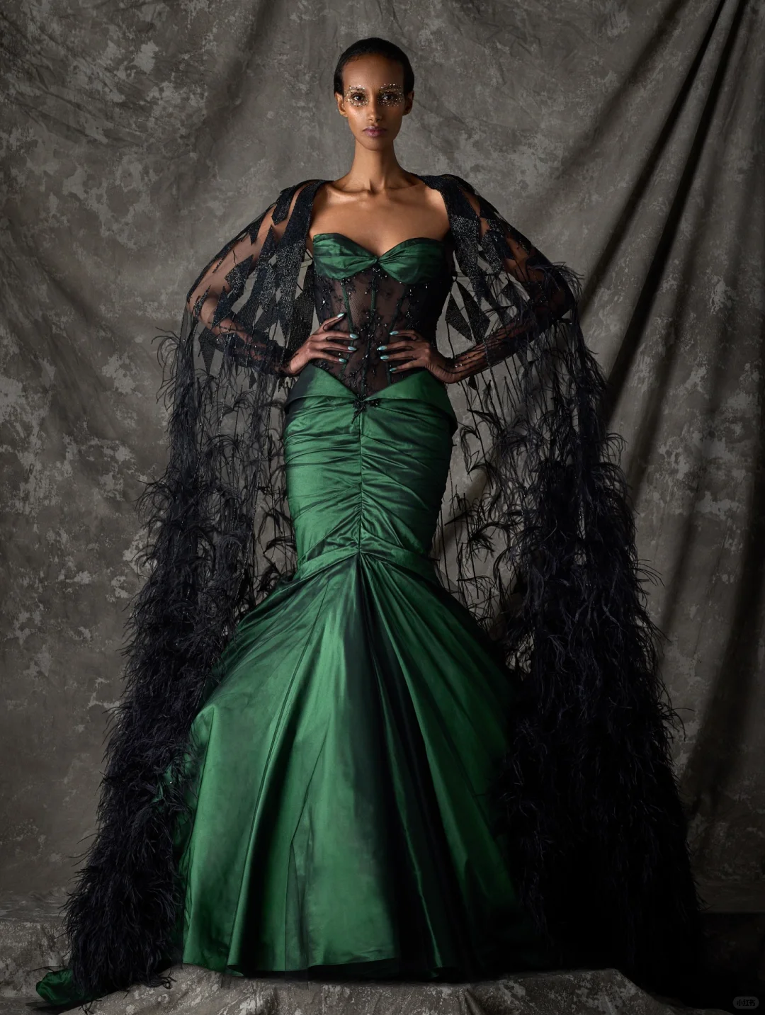 Ines di Santo联手《Wicked》推出礼服系列🪄