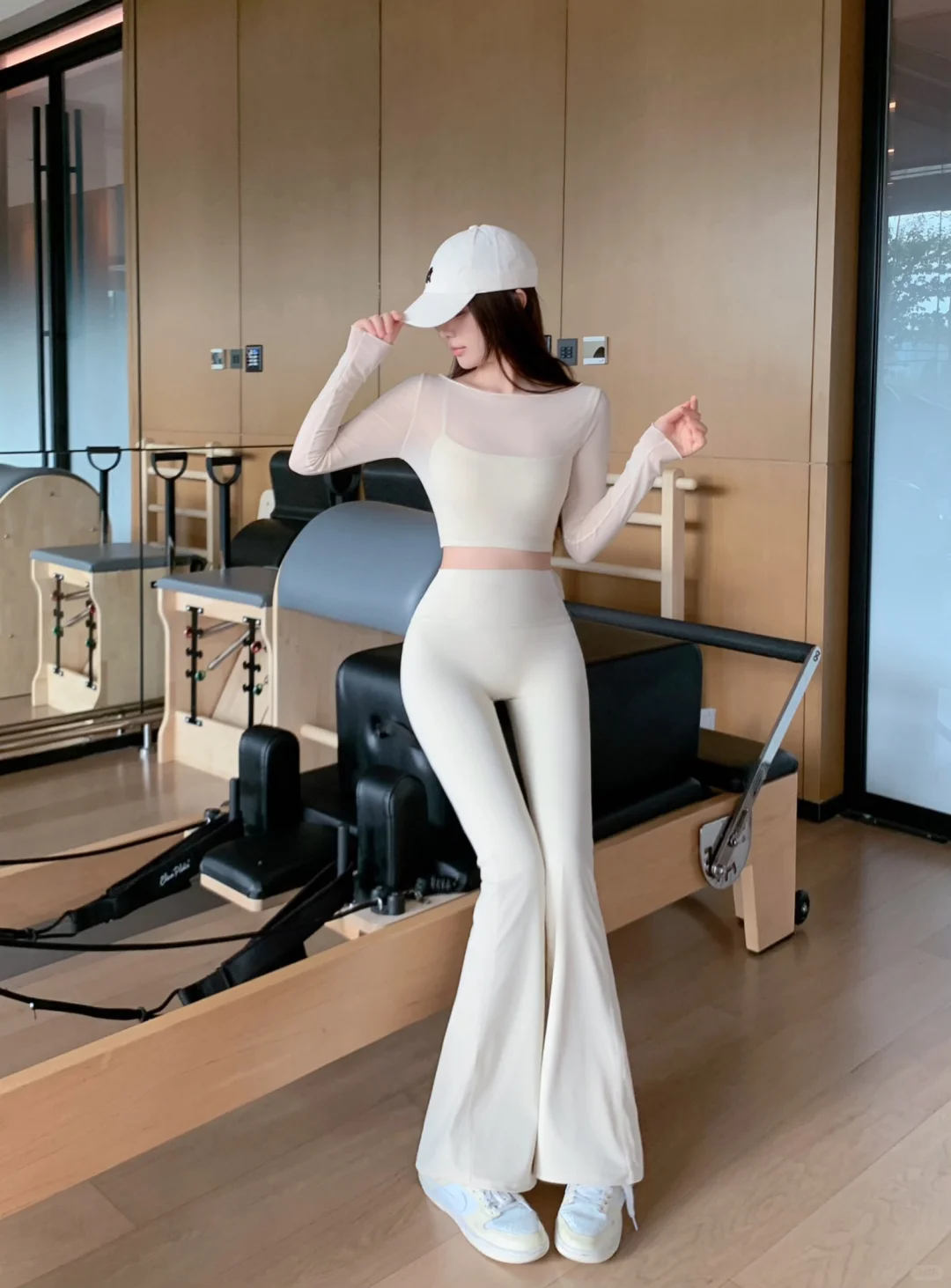 入秋瑜伽服必备🤍长袖软huhu奶油白性感网纱