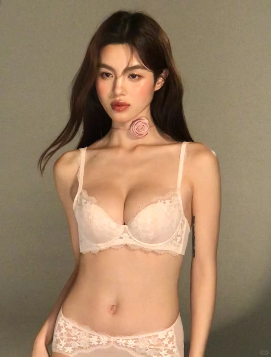 SecretWorld 🎬|误拍WeChat氛围感女头