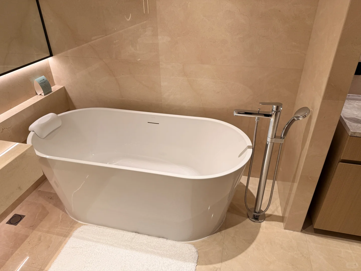 想看看你们的宝藏酒店～🏨