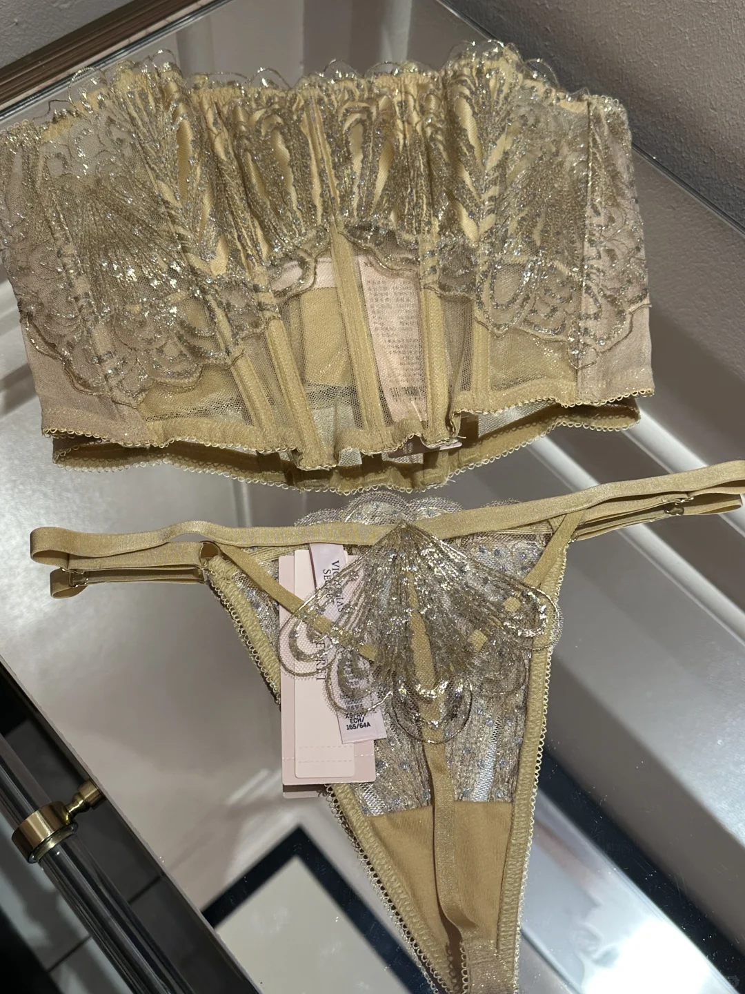 维密 初光之颂✨✨✨✨✨✨