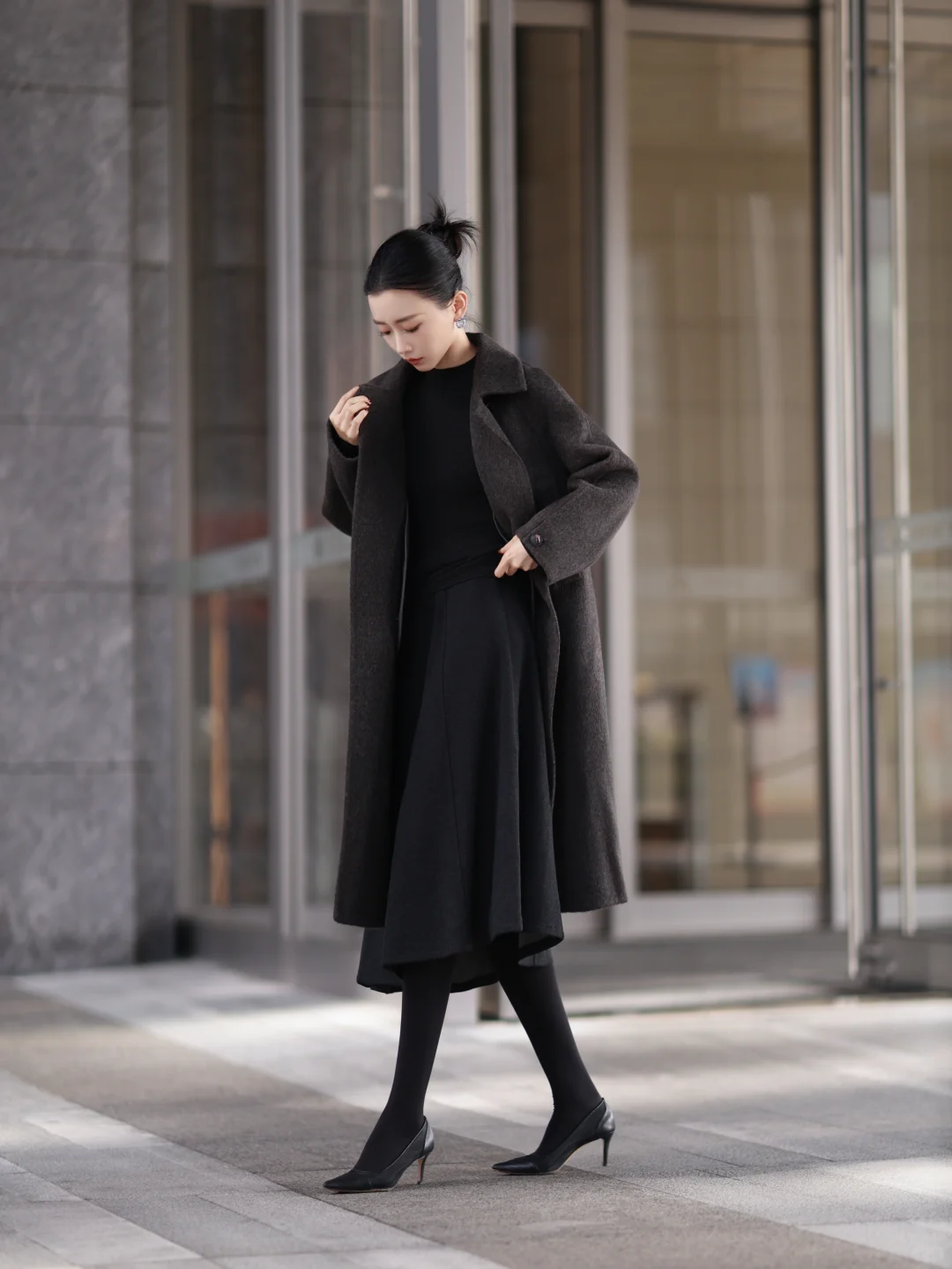 “温柔中带着酷飒的黑”