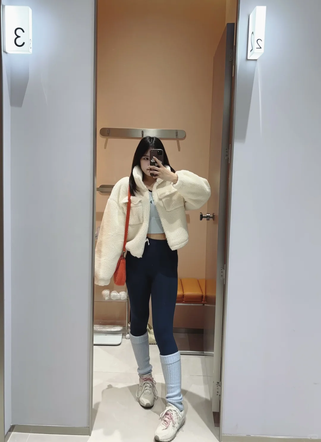 穿瑜伽服上班的393day ！