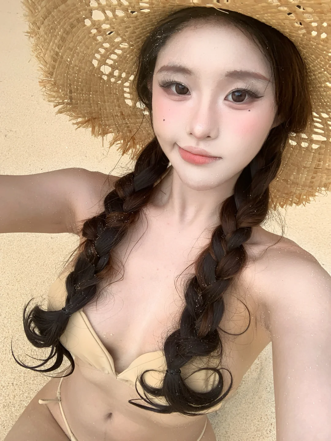 海边沙滩网感自拍