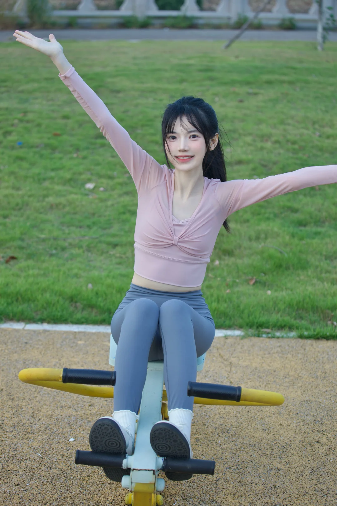 瑜伽服自带纯欲滤镜有木有🧘🏻‍♀️